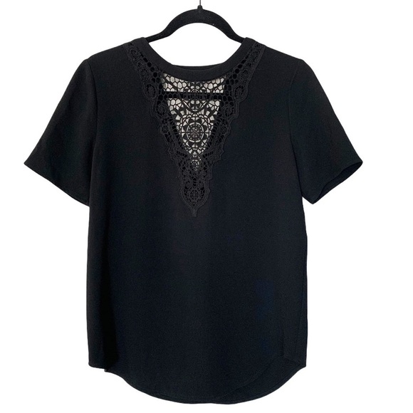Club Monaco Staple Black Crochet Knit V Neck Short Sleeve Blouse Size Xtra Small - Picture 1 of 5